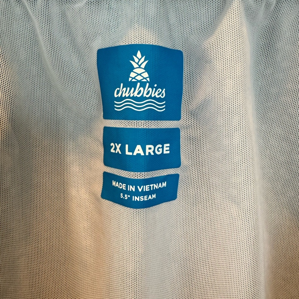 Chubbies Whale Sharks 5.5” Stretch Swim Trunk - Picture 4 of 4